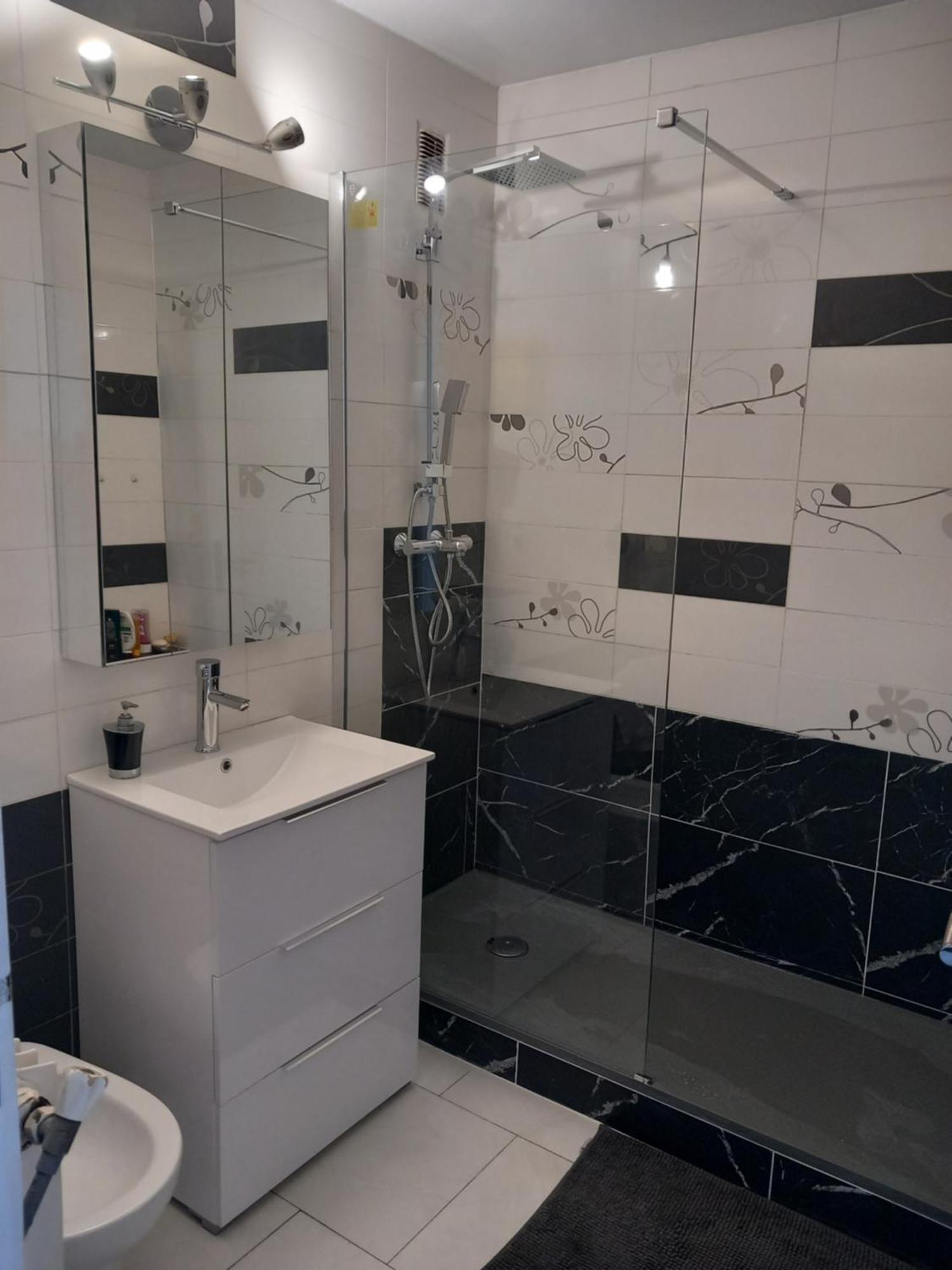 Chambre B2 Dans Un Appartement En Colocation Марсилия Екстериор снимка